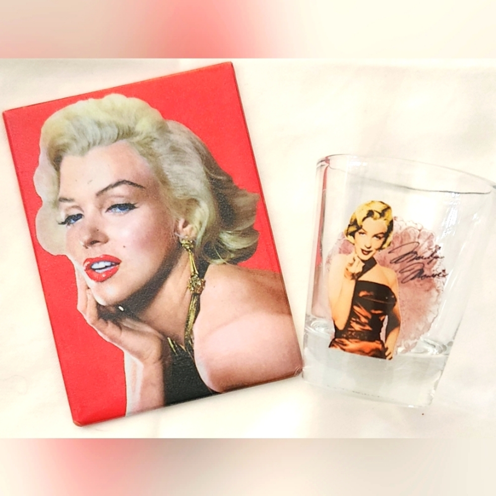 Marilyn Monroe Shotglass & Magnet Set